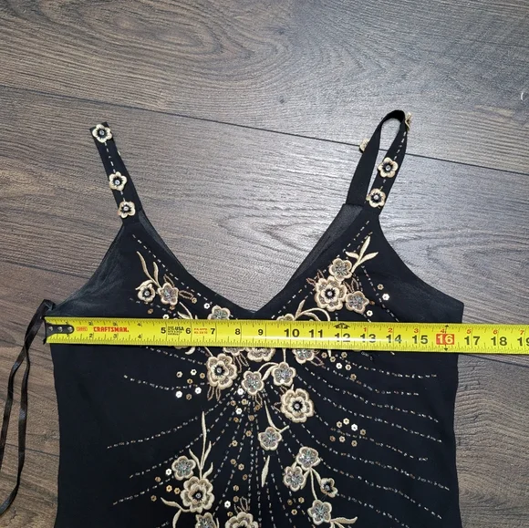 R&M Richards 2 Piece Black Floral Hankerchief Deats Outfit Size 12 Top 14 Bottom